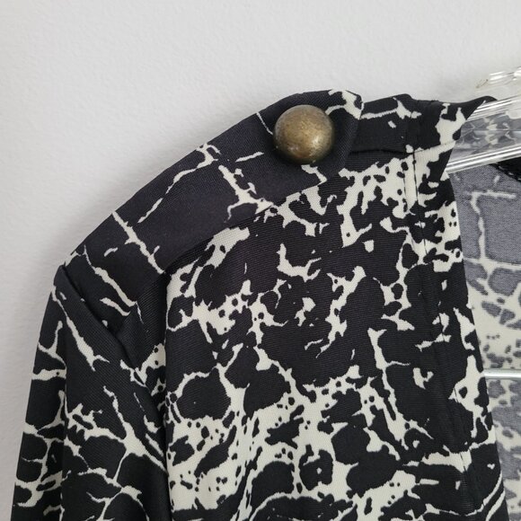 Dress - Picture 6 of 6